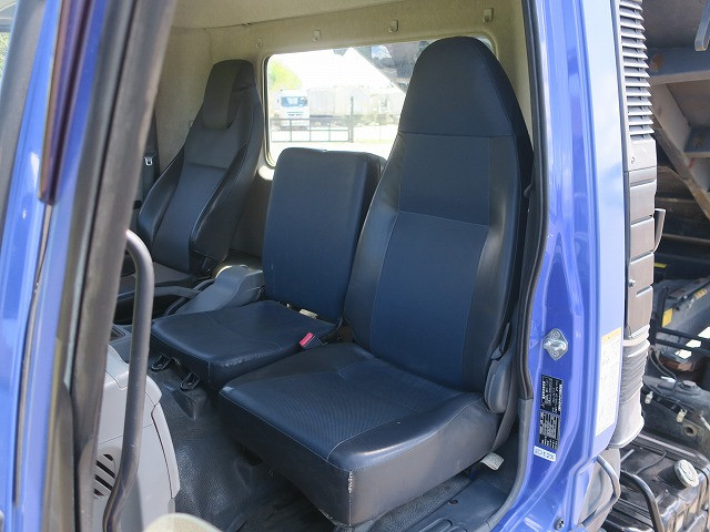 中古トラック 三菱ふそう深ダンプ ＃23