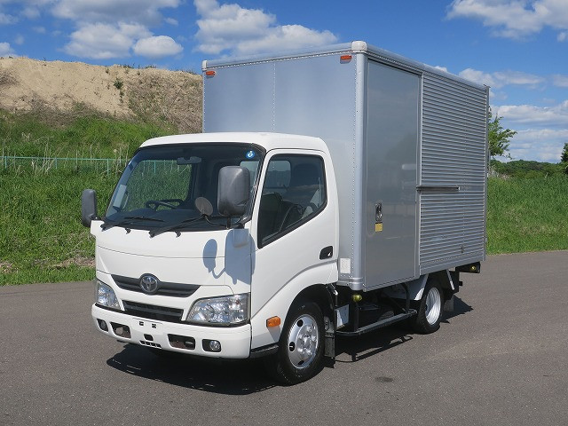 トヨタアルミバン