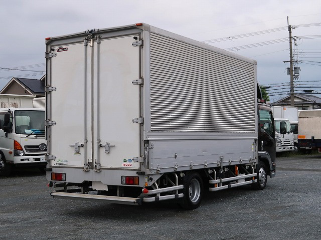 中古トラック いすゞアルミウィング ＃3
