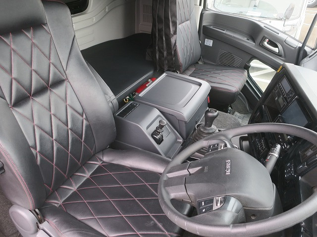 中古トラック いすゞアルミウィング ＃15