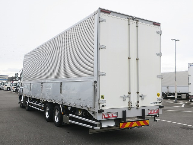 中古トラック いすゞアルミウィング ＃4