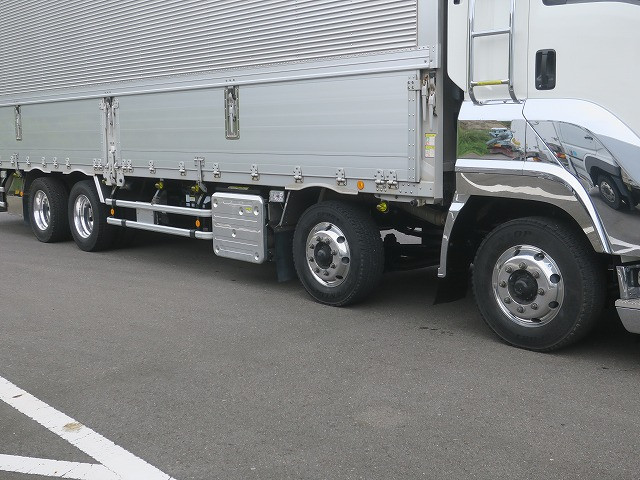 中古トラック いすゞアルミウィング ＃9