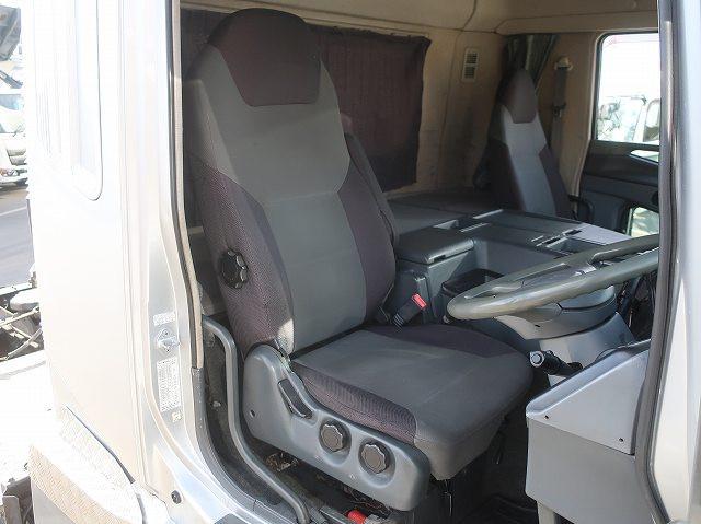 中古トラック 三菱ふそうトラクタヘッド ＃14