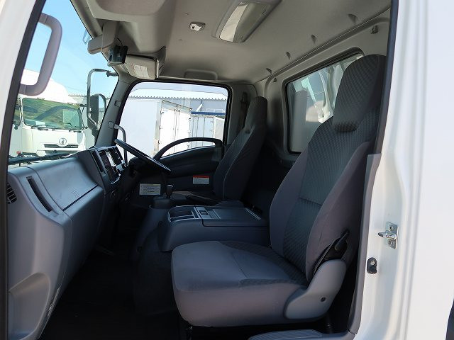 中古トラック いすゞアルミウィング ＃23