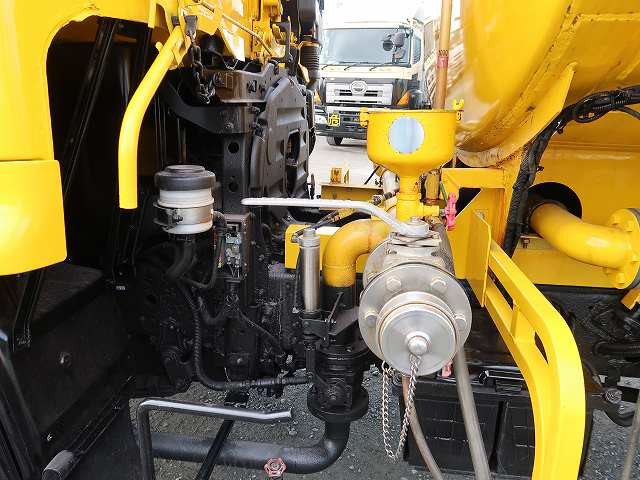 中古トラック 日野散水車 ＃7