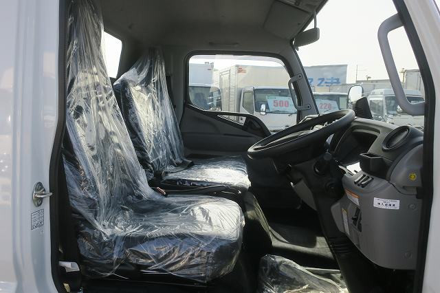 中古トラック 三菱ふそうクレーン付平ボディ ＃15