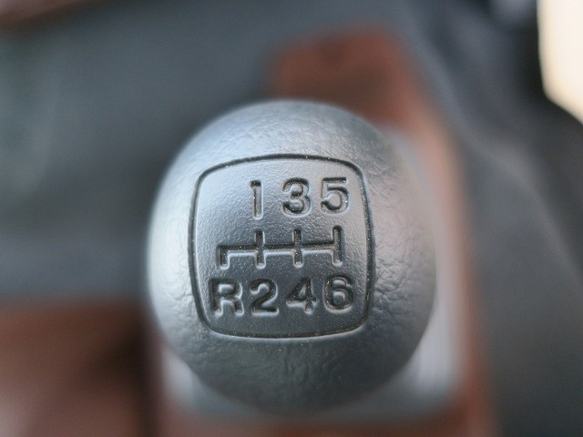 中古トラック 日野冷凍バン ＃18