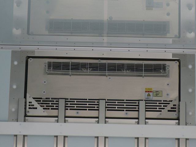 中古トラック 日野冷凍バン ＃7