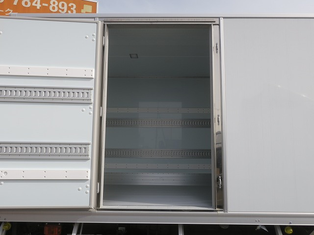中古トラック 日野冷凍バン ＃9