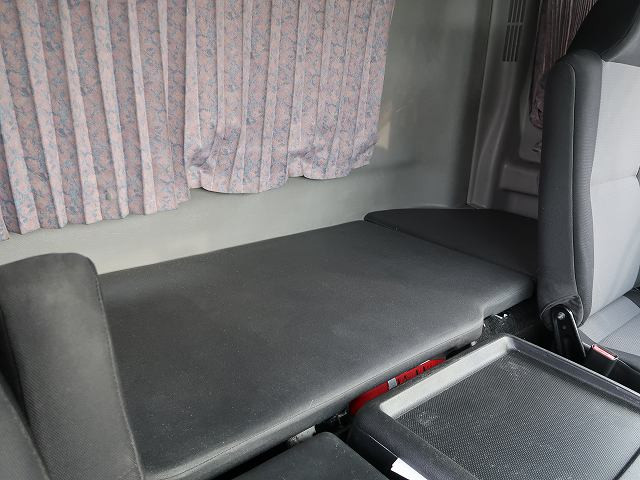 中古トラック 日野トラクタヘッド ＃23