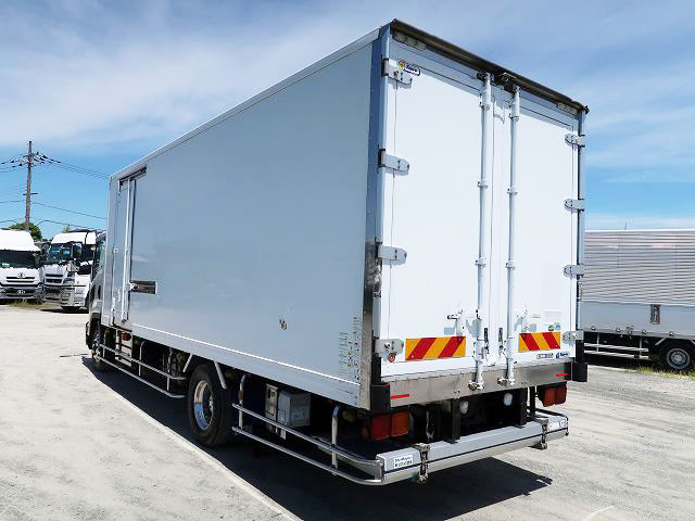 中古トラック いすゞ冷凍バン ＃4