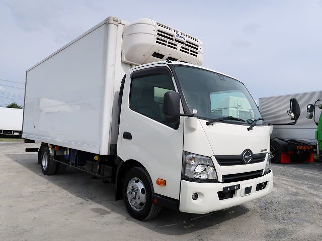 中古トラック 日野冷凍バン #2
