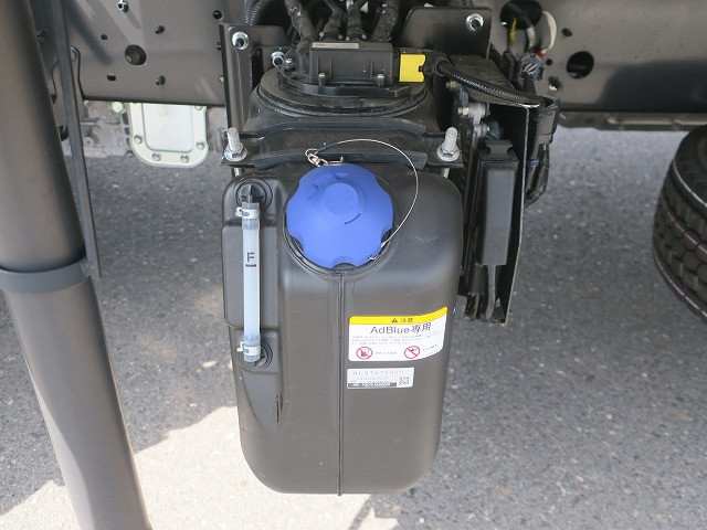 中古トラック 日野冷凍バン ＃12