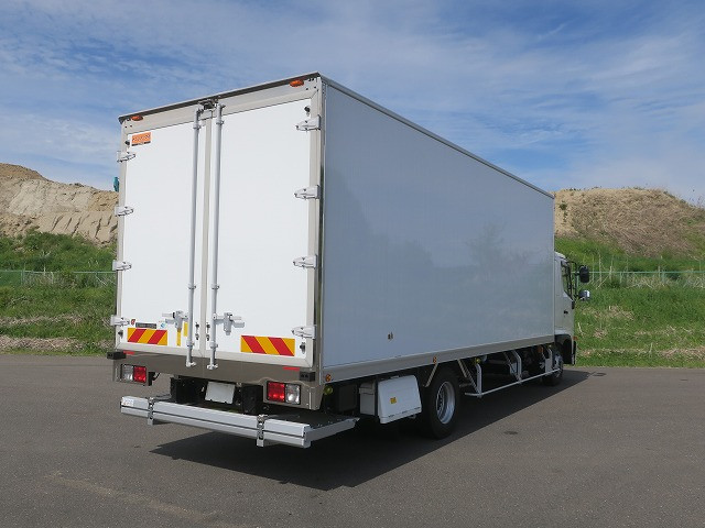 中古トラック 日野冷凍バン ＃3