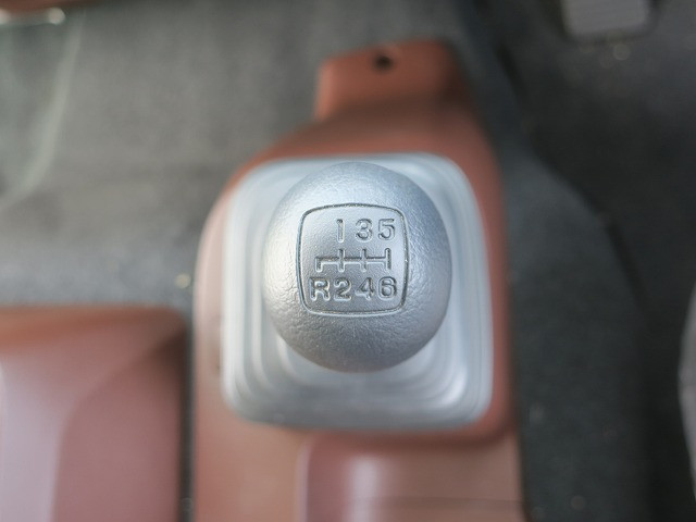 中古トラック 日野冷凍バン ＃18