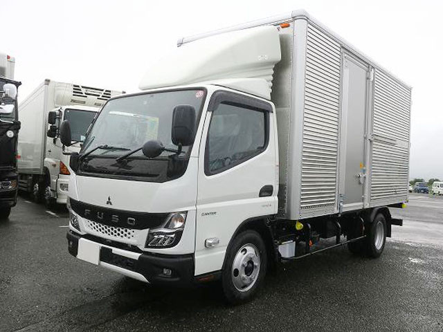 Mitsubishi Fuso Canter 2-ton Aluminum Van, Standard Long, 206cm Bed Height, Left-Hand Sliding Door, Two-Tier Lashing Rails, 150 HP, Model Year 2024