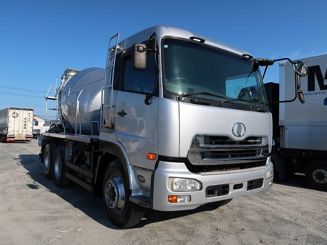 中古トラック UDトラックスコンクリートミキサー車 #2