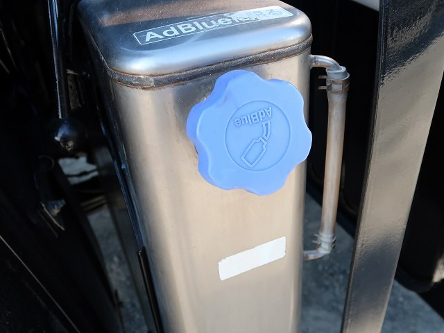 中古トラック UDトラックスコンクリートミキサー車 #12