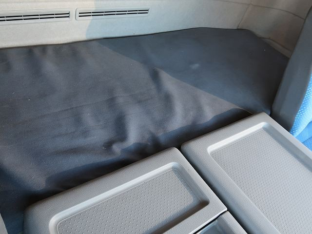 中古トラック UDトラックスコンクリートミキサー車 #23