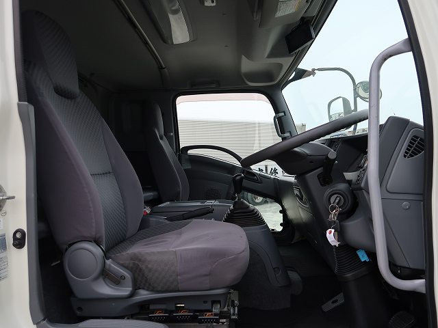 中古トラック いすゞアルミウィング ＃12