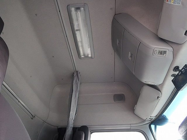 中古トラック UDトラックスアルミウィング ＃24