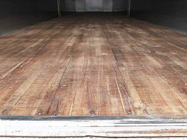 中古トラック UDトラックスアルミウィング ＃6