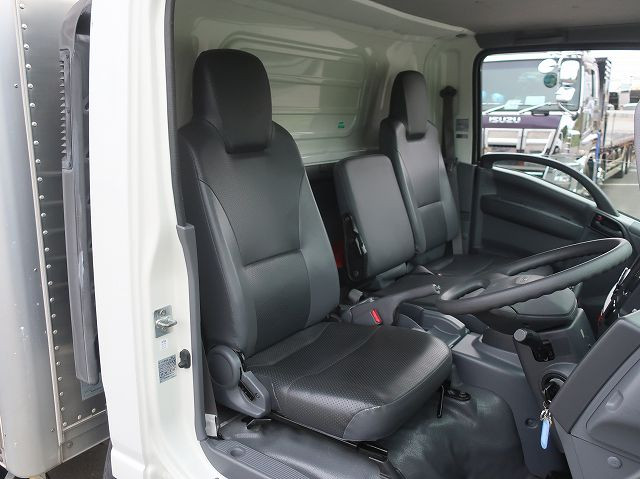 中古トラック いすゞアルミバン ＃14