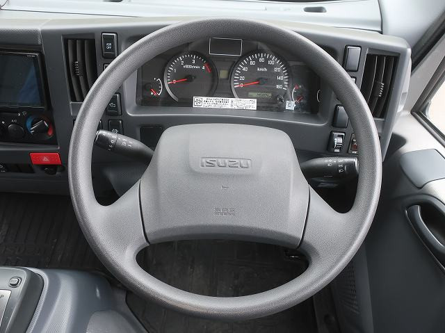 中古トラック いすゞアルミバン ＃16