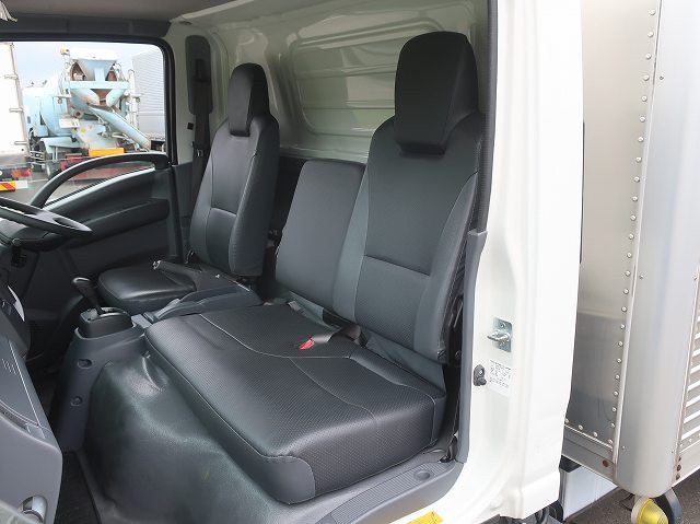 中古トラック いすゞアルミバン ＃23