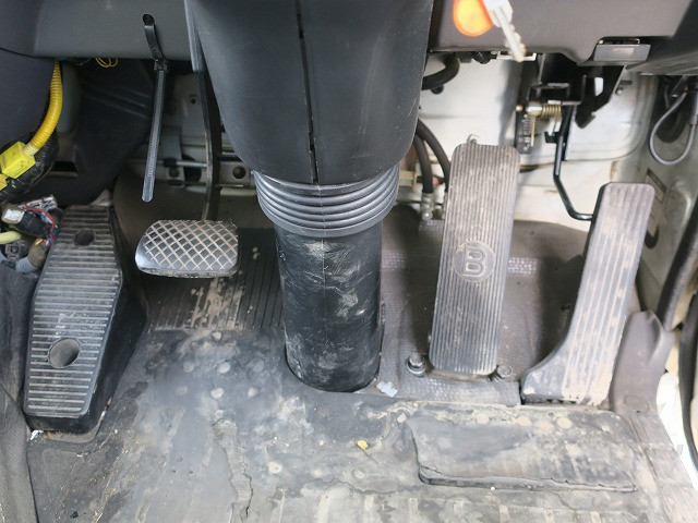 中古トラック いすゞ平ボディ #24