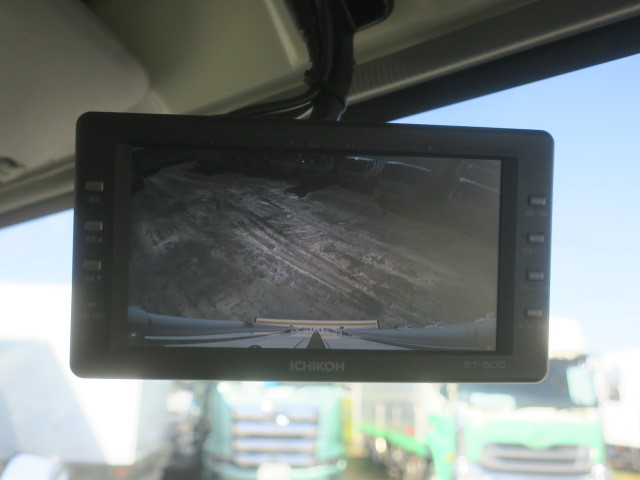 中古トラック いすゞアルミバン ＃18