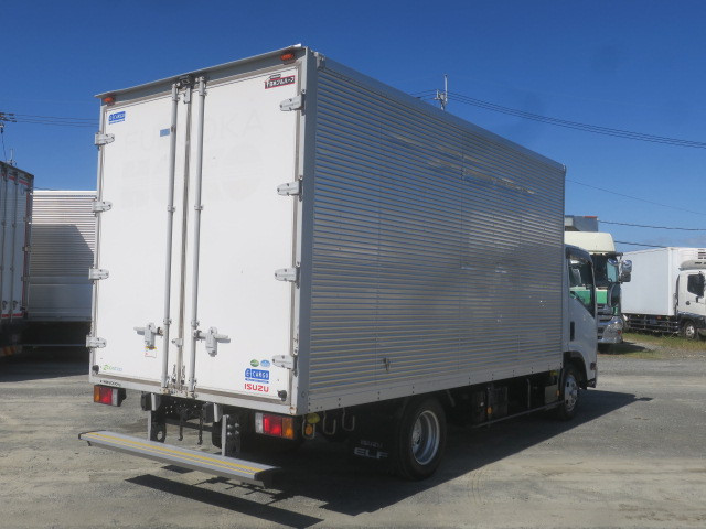 中古トラック いすゞアルミバン ＃3
