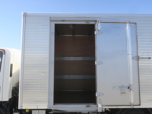 中古トラック いすゞアルミバン ＃7