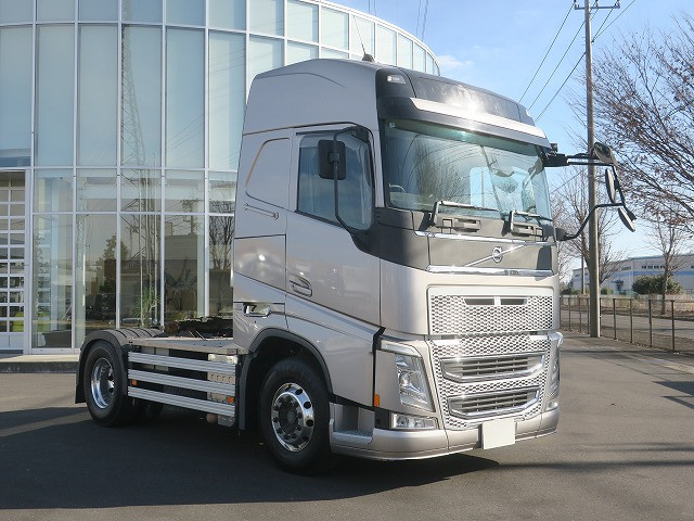 中古トラック ボルボトラクタヘッド ＃2