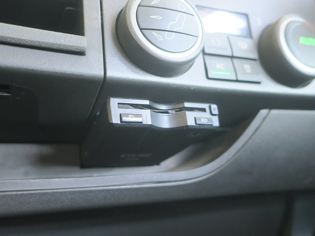 中古トラック ボルボトラクタヘッド ＃19