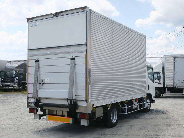 中古トラック いすゞアルミバン ＃3