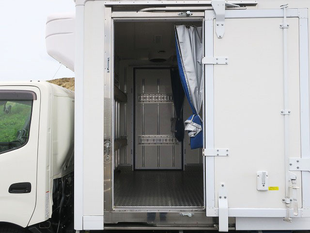 中古トラック 日野冷凍バン #9