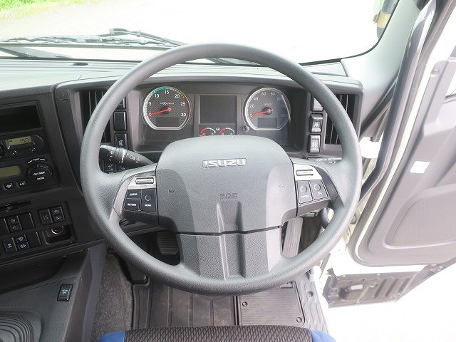 中古トラック いすゞアルミウィング ＃17