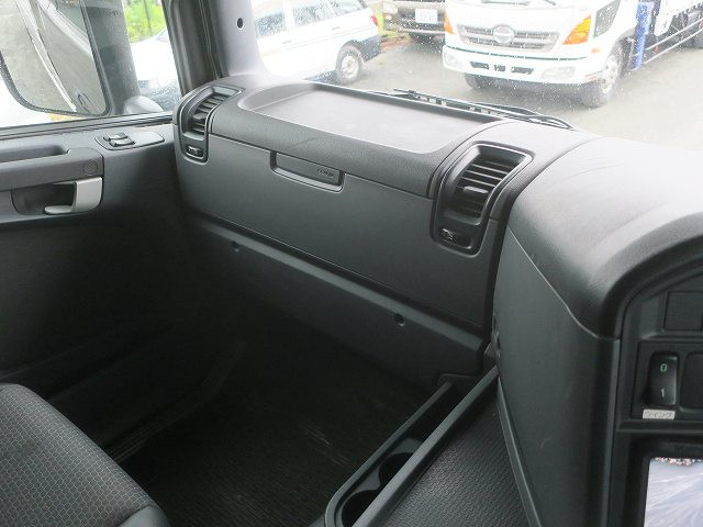 中古トラック スカニアアルミウィング ＃14