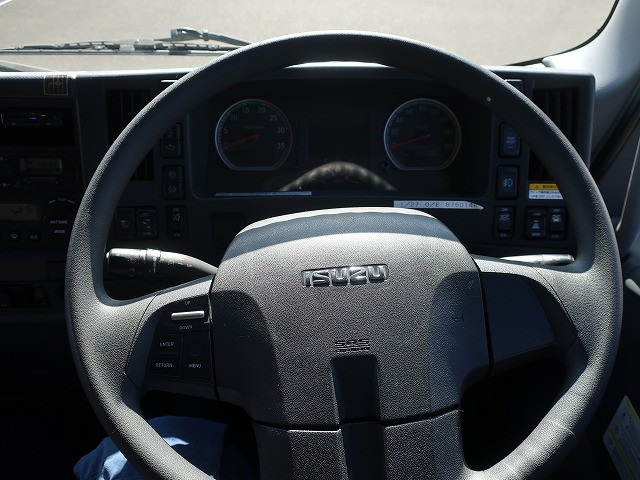 中古トラック いすゞアルミウィング ＃15