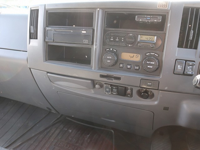 中古トラック いすゞアルミウィング ＃18