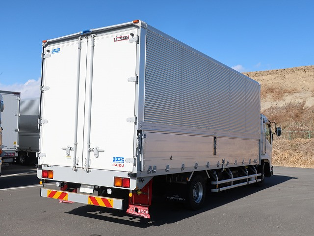 中古トラック いすゞアルミウィング ＃3