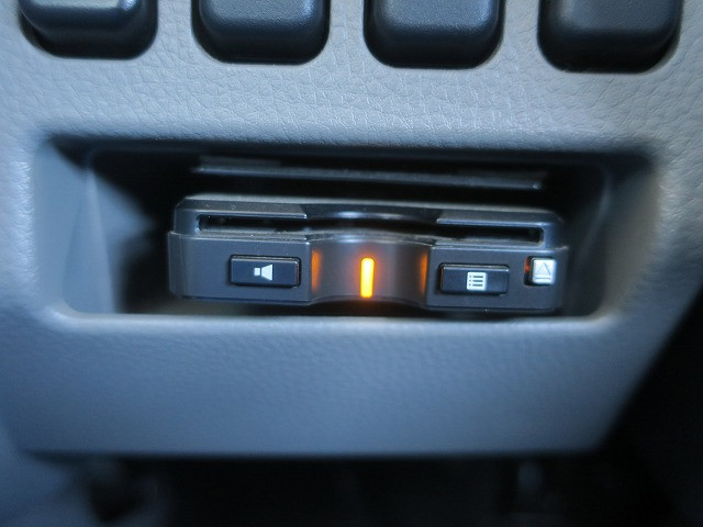 中古トラック 三菱ふそう冷凍バン ＃19