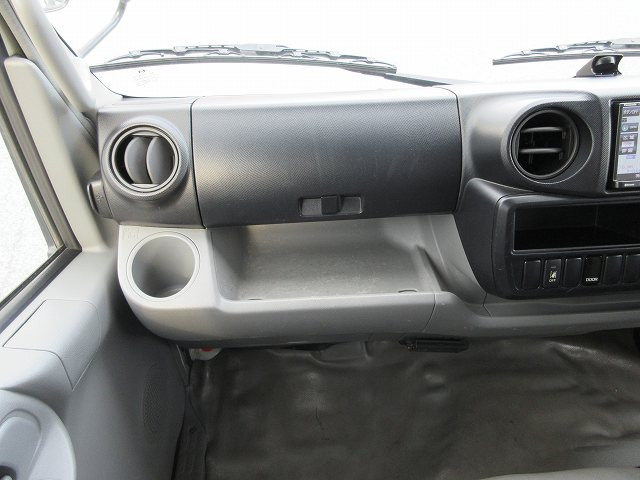 中古トラック トヨタ トヨエース 2tアルミバン