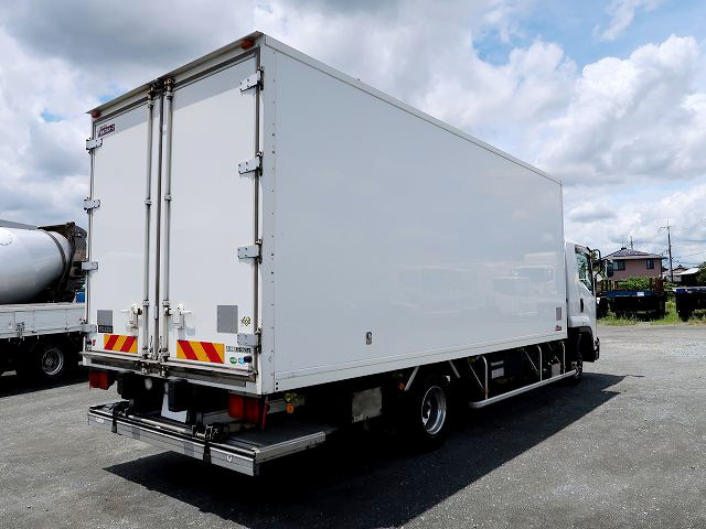 中古トラック いすゞ冷凍バン #3