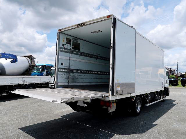 中古トラック いすゞ冷凍バン #8