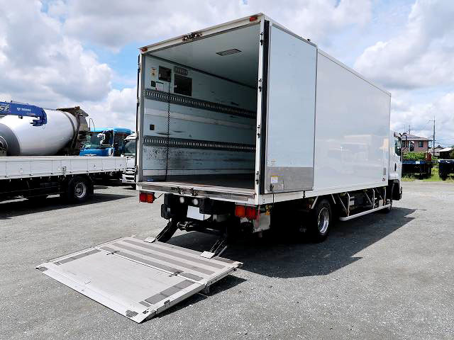 中古トラック いすゞ冷凍バン #9
