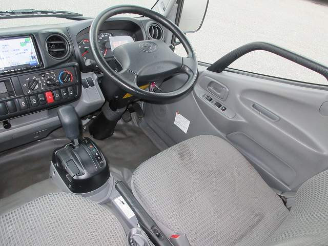 中古トラック トヨタ トヨエース 2tアルミバン