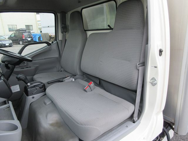 中古トラック トヨタ トヨエース 2tアルミバン