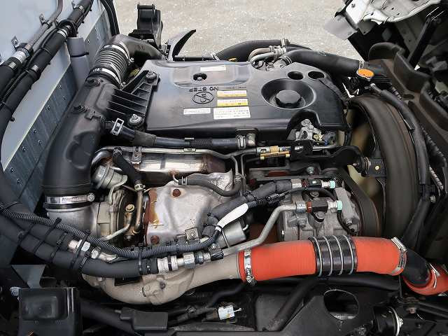 中古トラック いすゞ冷凍バン #11